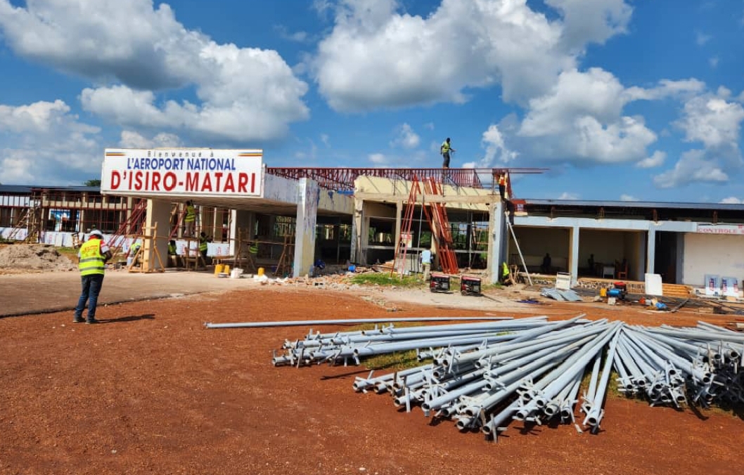 Haut-Uélé/Rénovation de l’aérogare de l’aéroport national d’Isiro Matari, Jean Bakomito honore la province