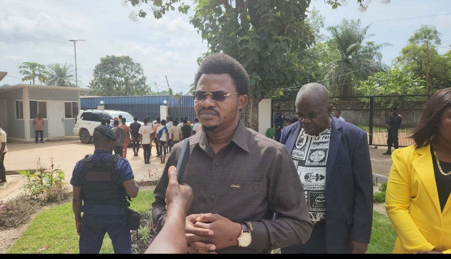 Kisangani/10.000 hommes volontaires Wazalendo de la Tshopo disséminés à des points stratégiques, un échantillon est reçu par le Gouverneur PLL