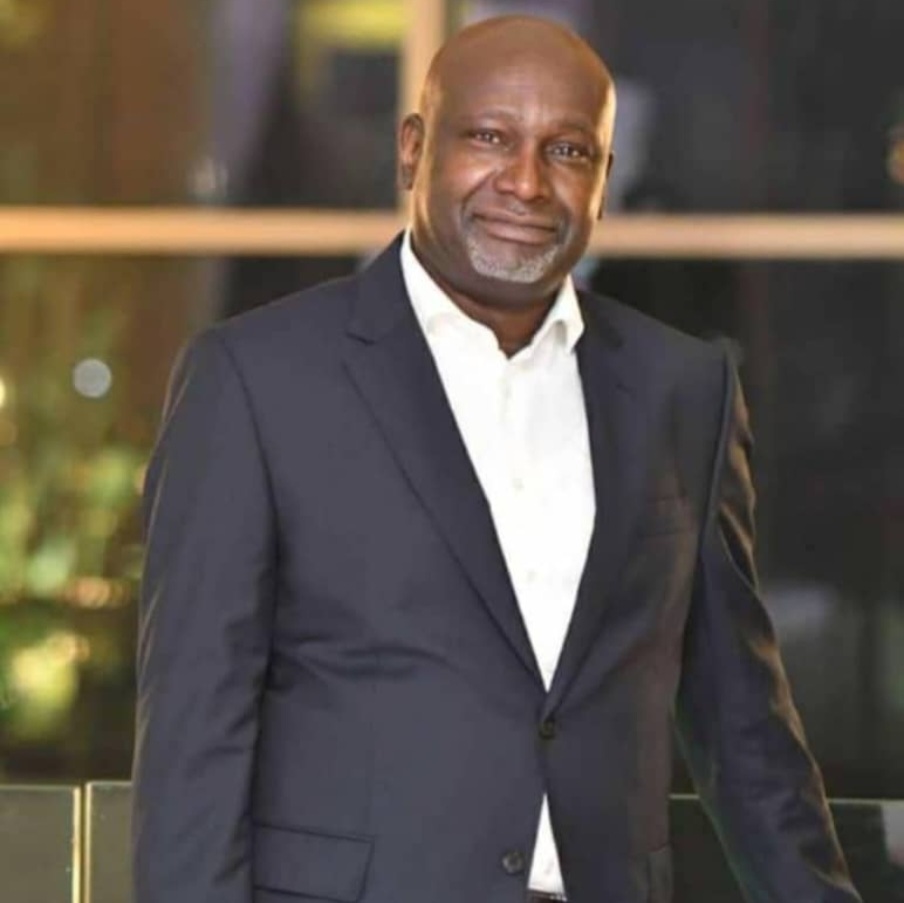 Page Rose/Anniversaire du Dr André Didier Baitoapala, célébration d’un homme de Paix et de Développement
