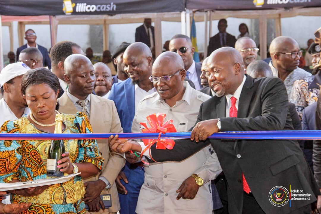Haut-Uélé/Actions concrètes, le Gouverneur Jean Bakomito, un Architecte Silencieux de Développement