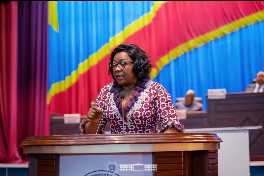 Haut-Uélé / L&rsquo;Hon. Geneviève Inagosi Kassongo appelle à une mobilisation urgente contre Ebola et l’insécurité